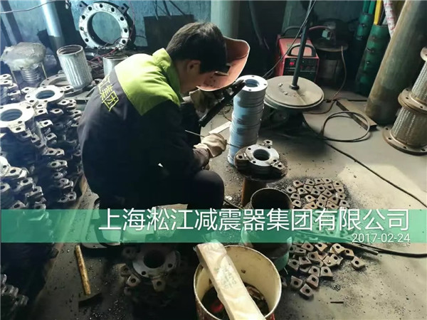 大翻邊橡膠接頭的優點和安裝方法 橡膠接頭