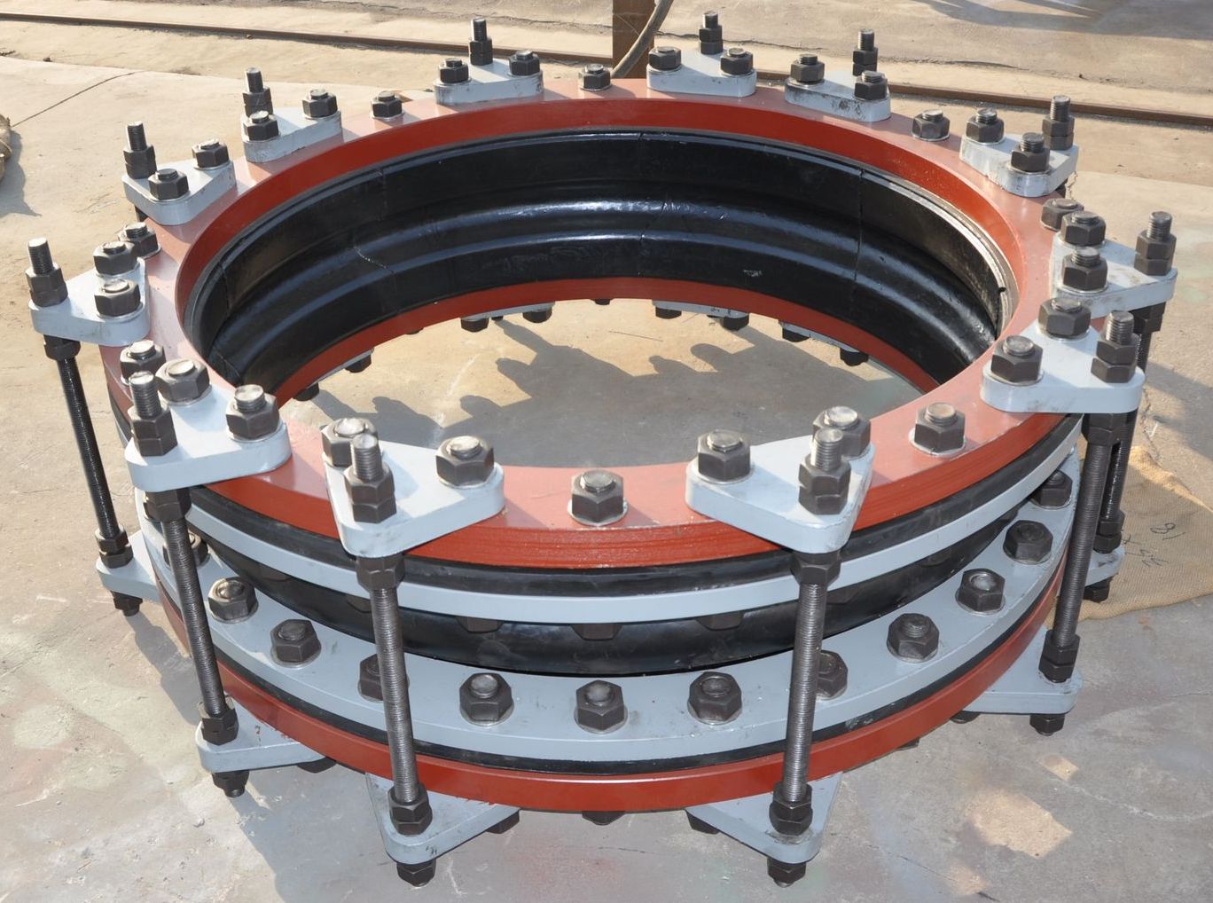 防拉脫橡膠接頭