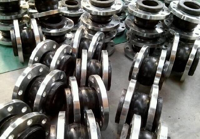 JGD型耐酸堿橡膠柔性接頭